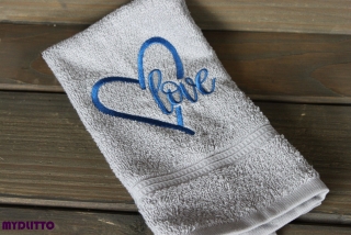 Vyšívaný ručník - BLUE LOVE
