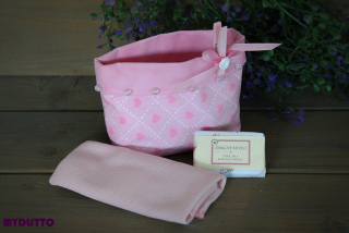 Růžový košíček s perličkami